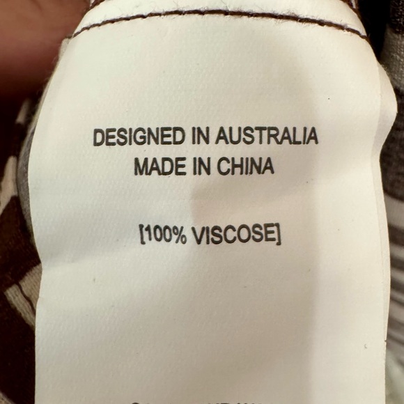 Geometric Patterned Mini Dress - Picture 11 of 11